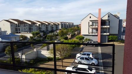 To Let 2 Bedroom Property for Rent in Royal Ascot Western Cape